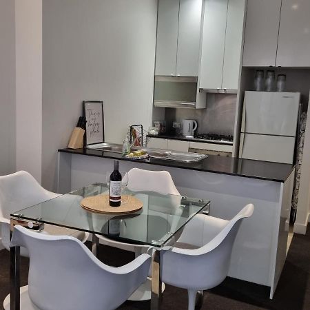 Collins Central 2-Bd Apartment With Pre-Reserve Parking Melbourne Exterior foto